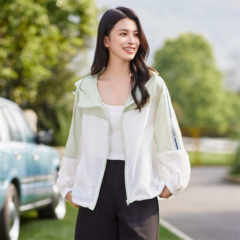 【现货】连帽撞色防晒衣服女2024夏装薄款休闲宽松工装夹克外套,女装短外套,梦懿尔