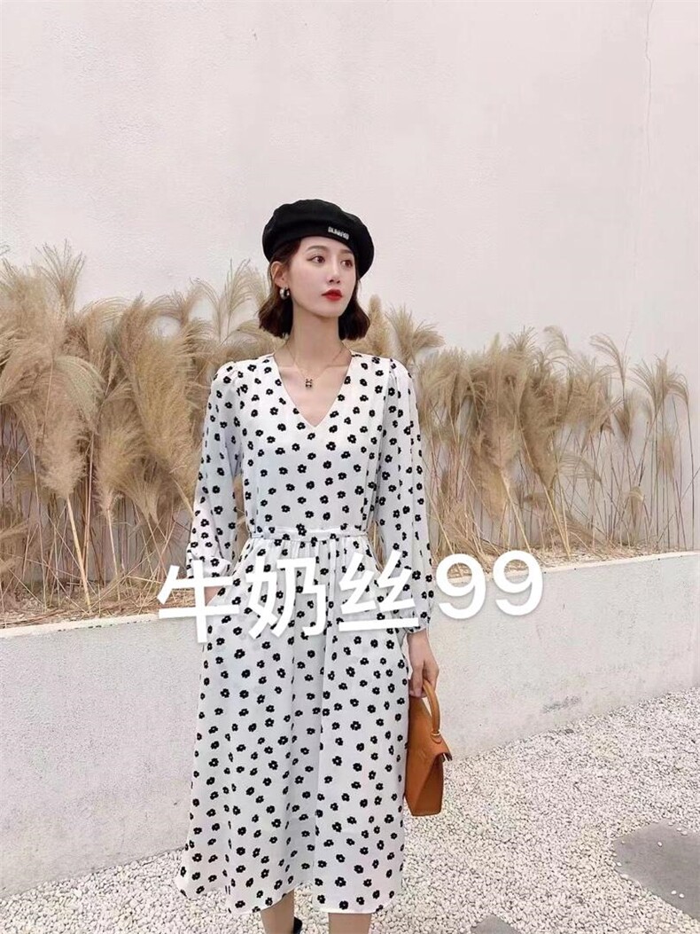 秋季新款韩版修身淑女气质高雅甜美可爱蝴蝶结圆点连衣裙，女装连衣裙，荷塘月色