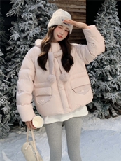 现货主推2025新款气质轻薄泡芙加厚保暖白鸭绒短款羽绒服女，女装羽绒服，时尚风爆