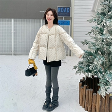 波点风潮短款羽绒服女2025冬季新款木耳边90白鸭绒保暖显瘦外套，女装羽绒服，2C153
