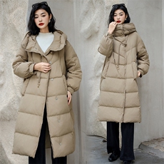 现货现货现货24冬季新款90白鸭绒长款直筒型羽绒服，女装羽绒服，阳光伊恋