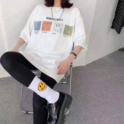 2021年现货时尚短T恤，女装T恤，拉嘉图