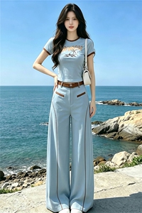松弛感时尚减龄套装女夏季新款圆领印花短袖上衣阔腿长裤两件套潮图片