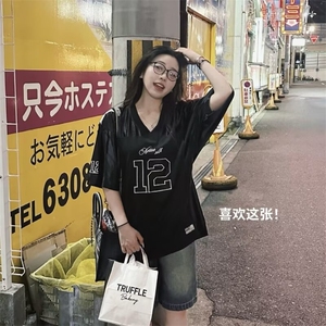 2025美式V领数字印花网面球衣宽松休闲运动短袖T恤女夏潮牌上衣图片