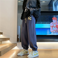 蓝色