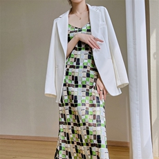 三醋酸缎面吊带裙女夏季高端气质收腰显瘦无袖背心连衣裙格子长裙，女装连衣裙，佳绒高端店