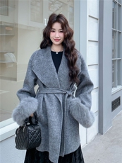现货主推新款加厚双面羊毛呢配大狐狸毛袖可脱卸新年款p295-k458，女装双面呢大衣，丝露怡语