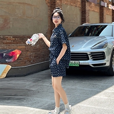 深蓝色牛仔印花套装女小个子2025夏季新款时尚炸街衬衫短裤两件套，女装套装/套裙，凯芙莉服饰