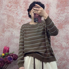 卡其色