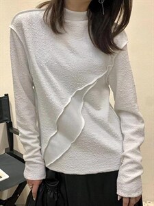 小高领肌理感打底图片