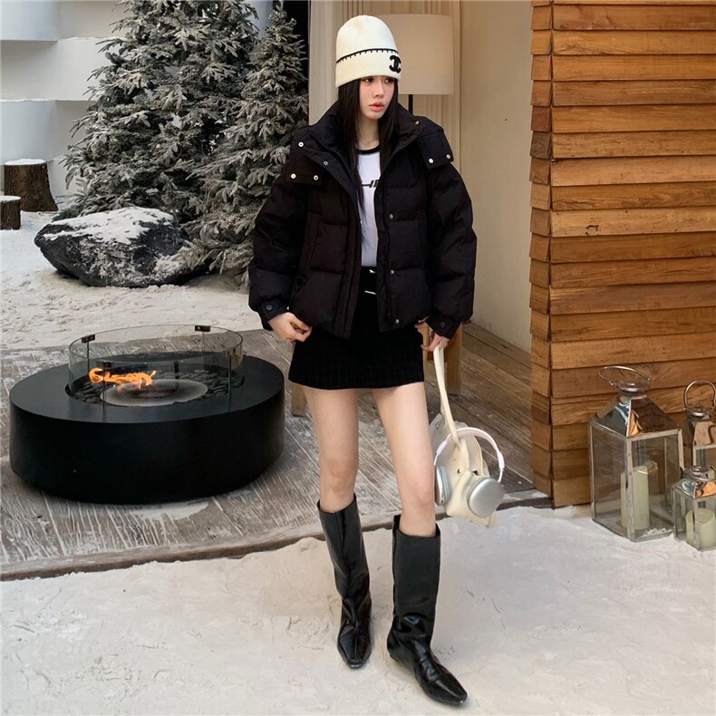 90%白鸭绒2025年冬季有帽可拆短款保暖休闲风厚款羽绒服,女装羽绒服,布依丽人