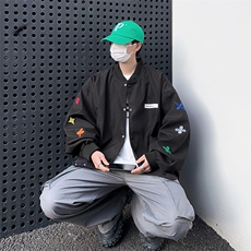 黑色