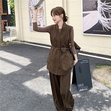 咖色时尚麂皮绒套装女时髦范收腰上衣2025年秋季新款阔腿裤两件套，女装套装/套裙，2C327