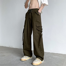 军绿色