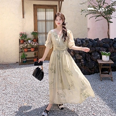 现货2026年新款温柔新中式风碎花连衣裙仙女裙女182A8552P120K178，女装连衣裙，浙宝182A