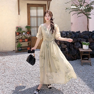 现货2026年新款温柔新中式风碎花连衣裙仙女裙女182A8552P120K178图片