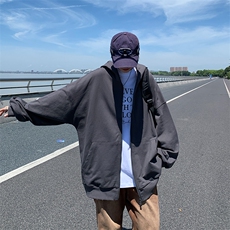 深灰色