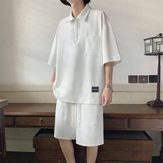 白色