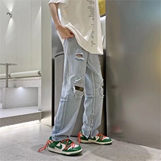 蓝色