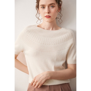 2025年秋季短袖日常一线镂空时尚百搭通勤短袖，女装T恤，宛咚羊绒