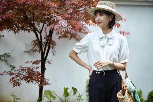 现货，夏款，撞色绣花蝴蝶领小衫，女装，OL