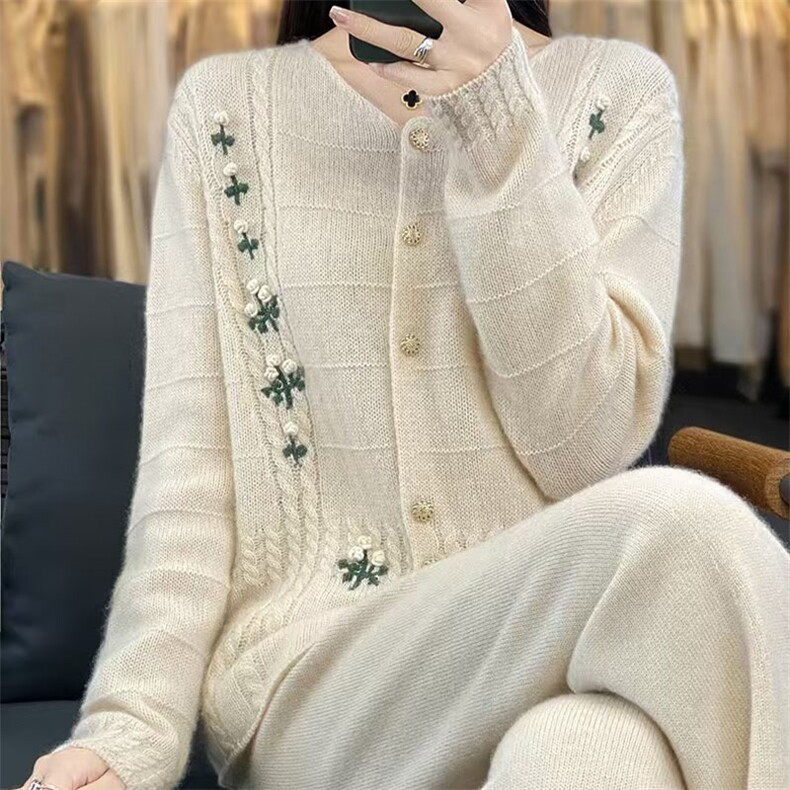 100%纯羊毛开衫女圆领重工刺绣钩花毛衣外套宽松气质羊绒针织上衣,针织衫/毛衣,萱芳婷羊绒