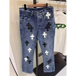 新款潮十字架梵文贴皮水洗牛仔裤男女宽松高街直筒长裤AMS31 P68图片