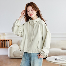 现货！2026春季新款简约休闲优雅时尚具有设计感女士连帽外套，女装短外套，木子恋