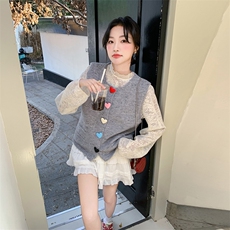 灰色韩系针织爱心扣马甲套装女春季2025新款减龄蕾丝衫百搭两件套，女装马甲，维壹