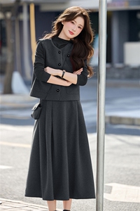 红色小香风氛围感减龄套装女2026春季新款马甲打底衫半身裙三件套图片