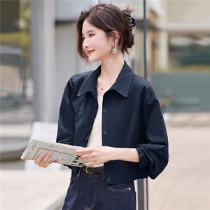2025早秋新款韩系休闲复古别致好看小个子短款百搭衬衫薄外套女图片