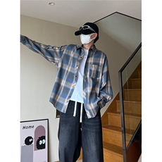 灰色