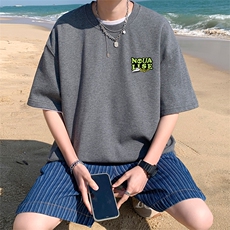 深灰色