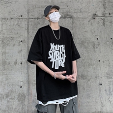黑色