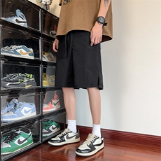 黑色