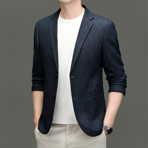 秋季新款西装男西服简约外套西服商务休闲小西装单西图片