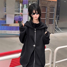 黑色