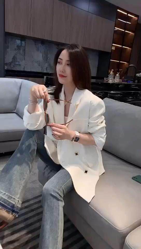 2021秋季新款西装外套，女装西装，兜火