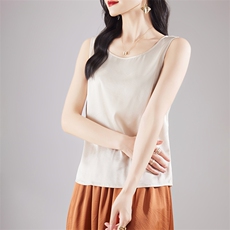 t恤女短袖2025夏季新款大码显瘦设计感小众短款圆领上衣，女装T恤，亿美羊绒