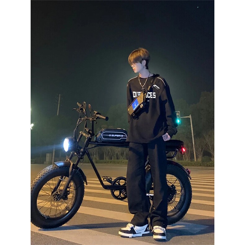 cleanfit裤子高街vibe纯黑色牛仔裤男款夏季修身直筒弹力微喇叭裤,男装牛仔裤,星座310A-4