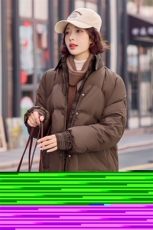 现货2024冬季新款时尚简约气质格子拼接小翻领羽绒服，女装羽绒服，深水步