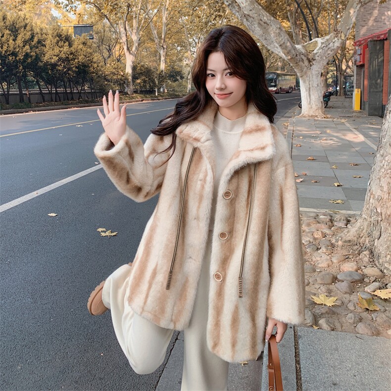 杏色浅咖色皮毛一体外套女冬季仿貂绒麂皮绒2C353--717#P235K358,女装短外套,2C353