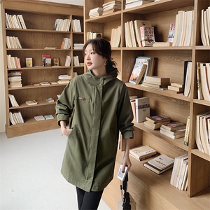 2025年秋季新品宽松型常规日韩休闲中长款连帽拉链学院风风衣外套图片