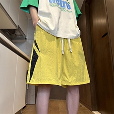 黄色