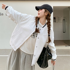 美式复古白色棒球服外套女春秋2025新款休闲气质独特别致夹克上衣，女装短外套，维壹