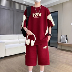 红色