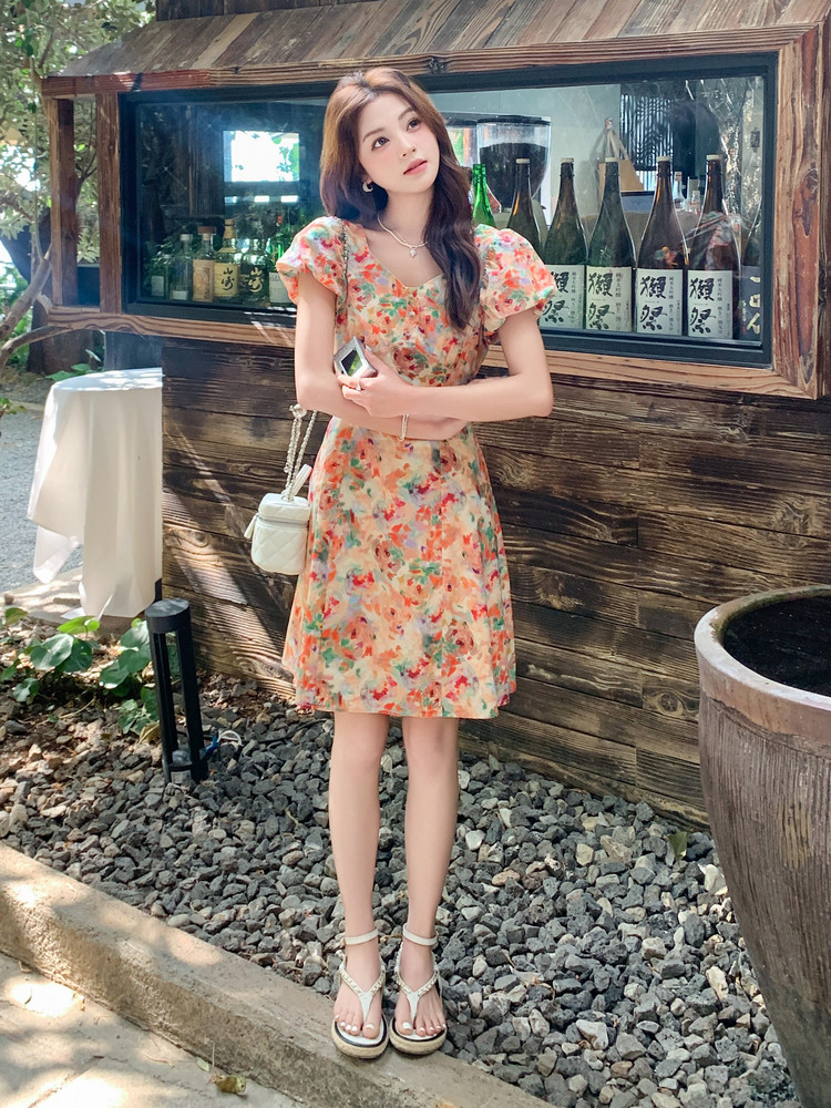 2025新款夏季法式多色印花裙女小个子气质高级感小清新泡泡袖裙子,女装连衣裙,千寻