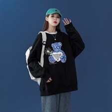 黑色