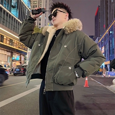军绿色