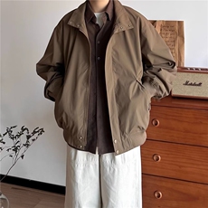 卡其色